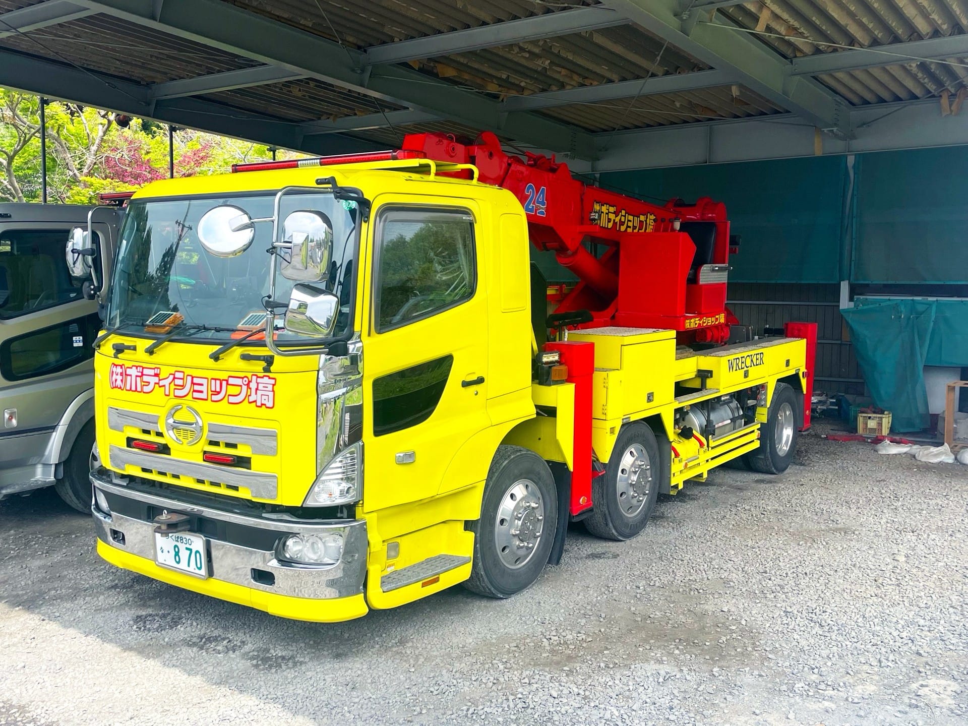 ボディショップ塙 レッカー車 05